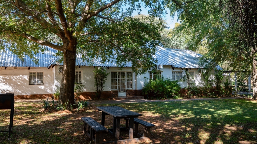 4 Bedroom Property for Sale in Wilkoppies North West